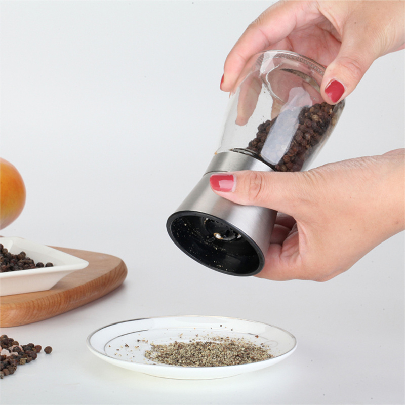 manual pepper mill